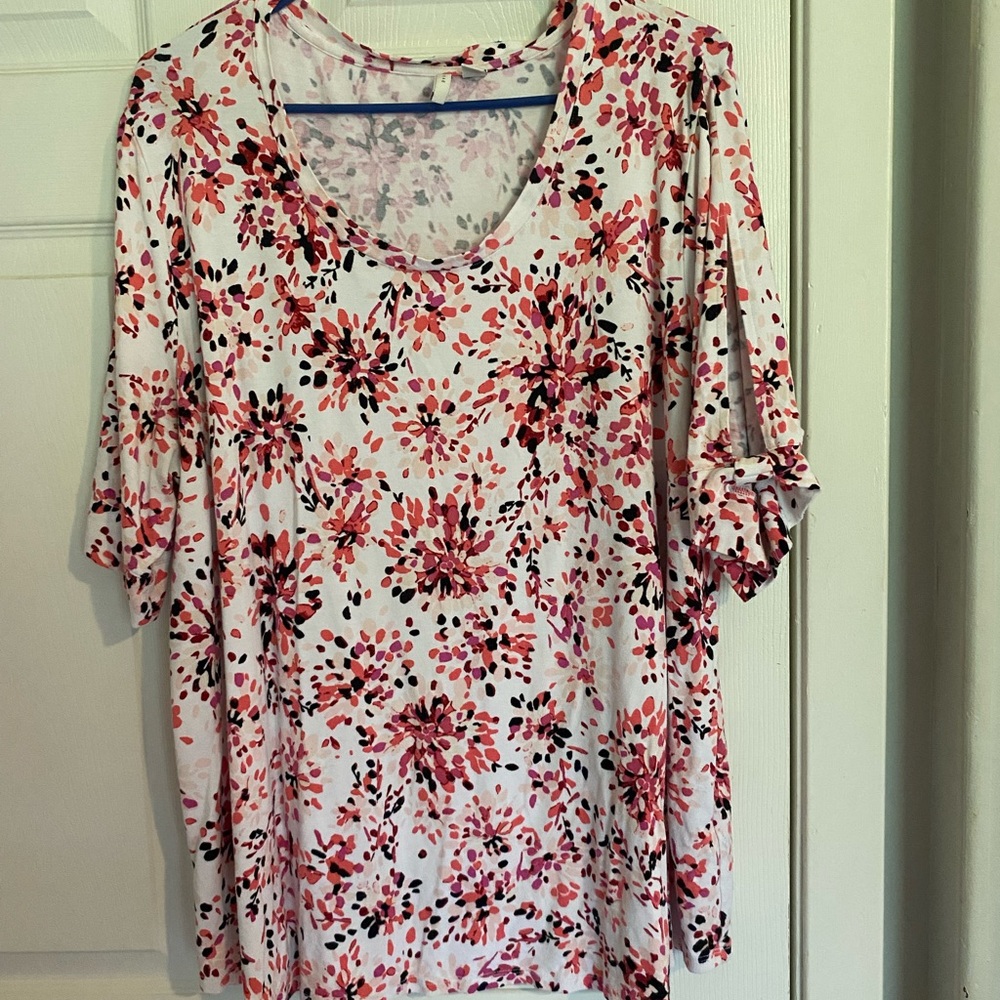 White and Pink Floral V-Neck Blouse